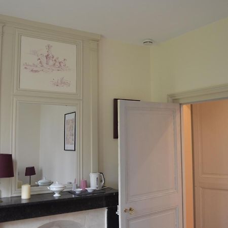 Le Gite Du Bas Manoir Bretteville-sur-Odon Εξωτερικό φωτογραφία