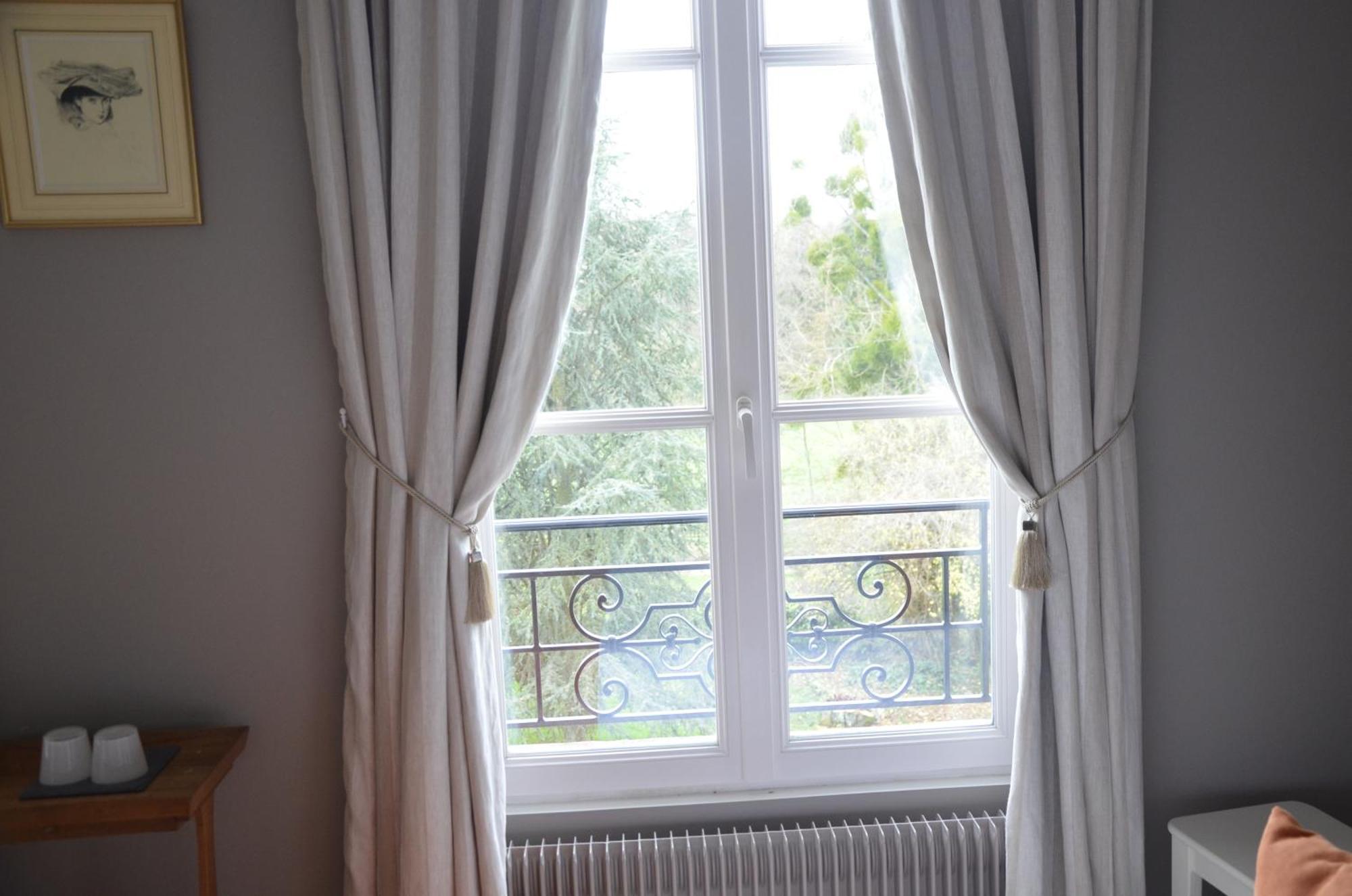 Le Gite Du Bas Manoir Bretteville-sur-Odon Εξωτερικό φωτογραφία